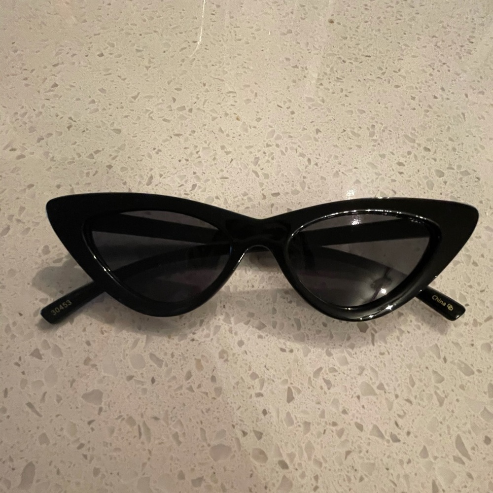 Leia sunglasses